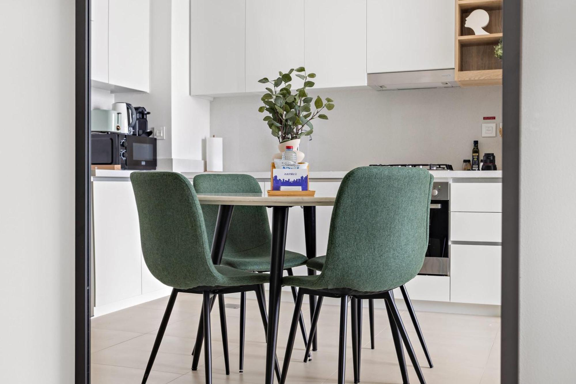 Silkhaus Ultra Luxury 1bdr In New Tower Of Downtown *