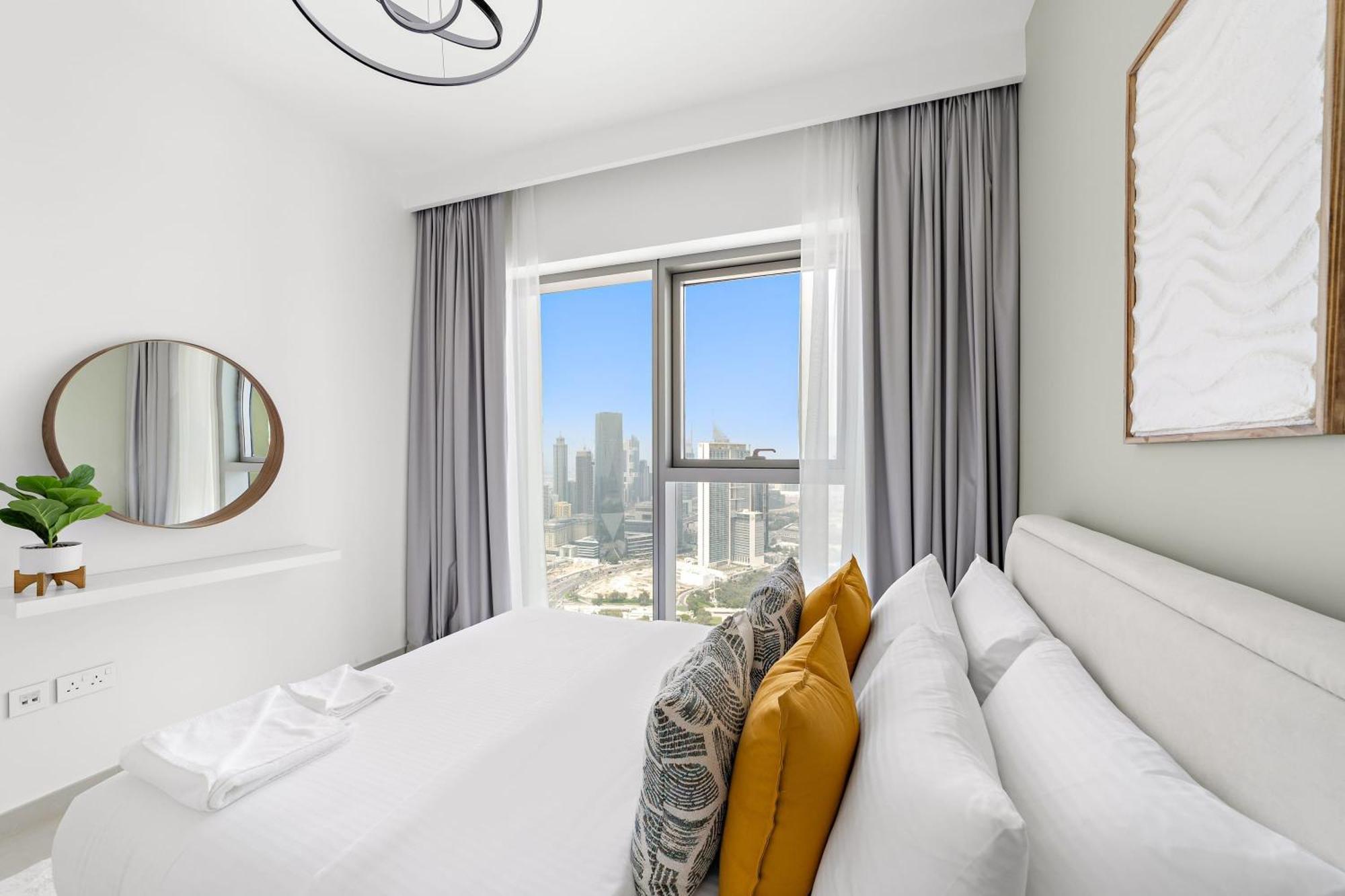 Silkhaus Ultra Luxury 1bdr In New Tower Of Downtown Apartment *